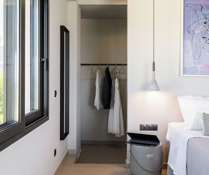 فندق Athens Riviera Suites