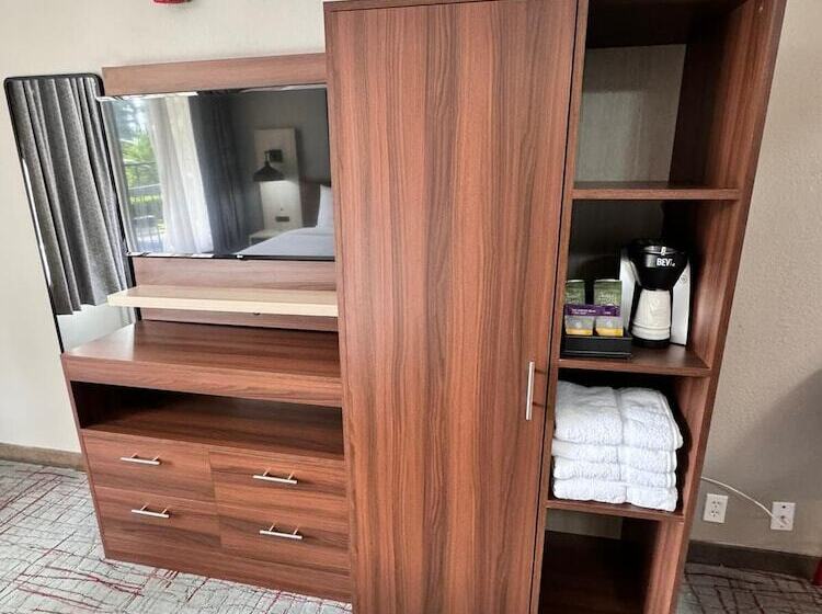 هتل Hawthorn Extended Stay By Wyndham Columbia Ft Jackson