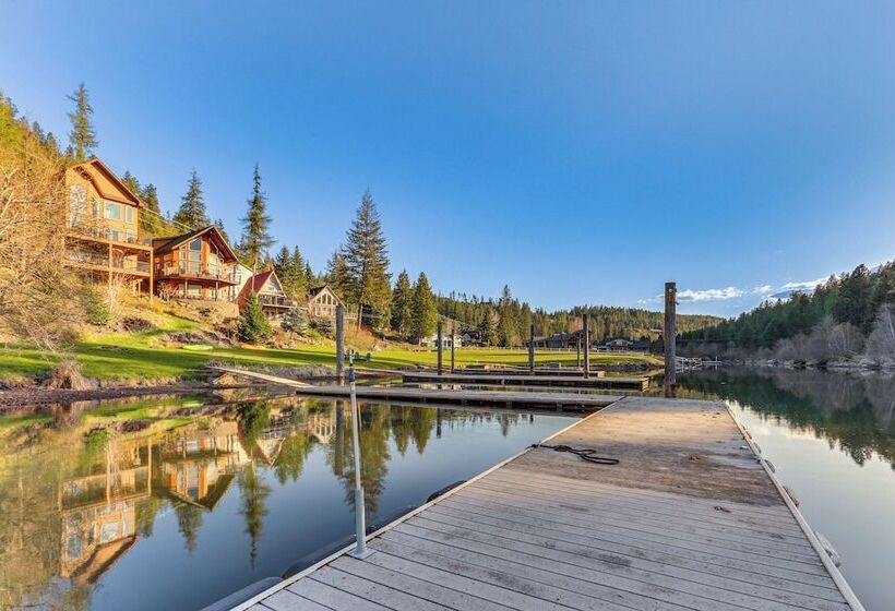 Lakefront Coeur D Alene Home W/ Deck + Shared Dock