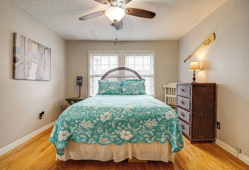 Lakefront Leesburg Home W/ Private Dock & Ramp!