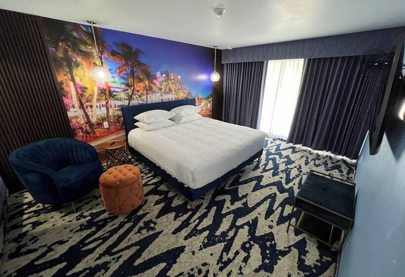 Lighthouse Suites