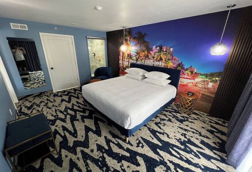 Lighthouse Suites