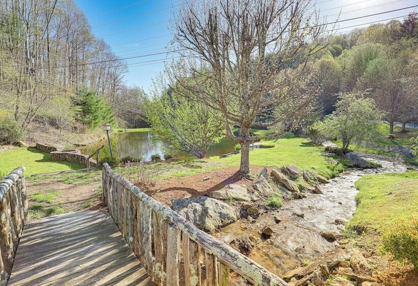 Mars Hill Log Cabin W/ Fire Pit & Resort Amenities