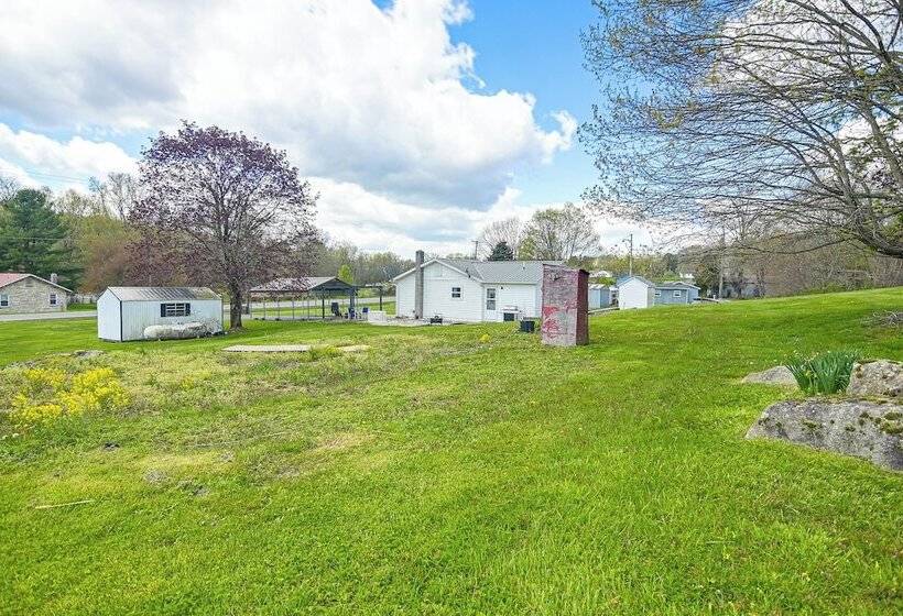 Pet Friendly West Virginia Home   Patio & Fire Pit