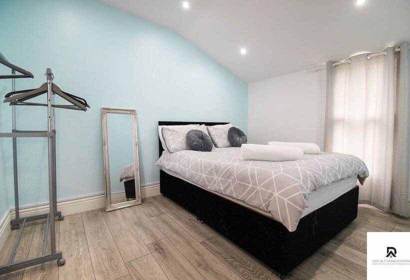 Резиденция 2 Bed Near The O2 Arena & Excel & Free Parking