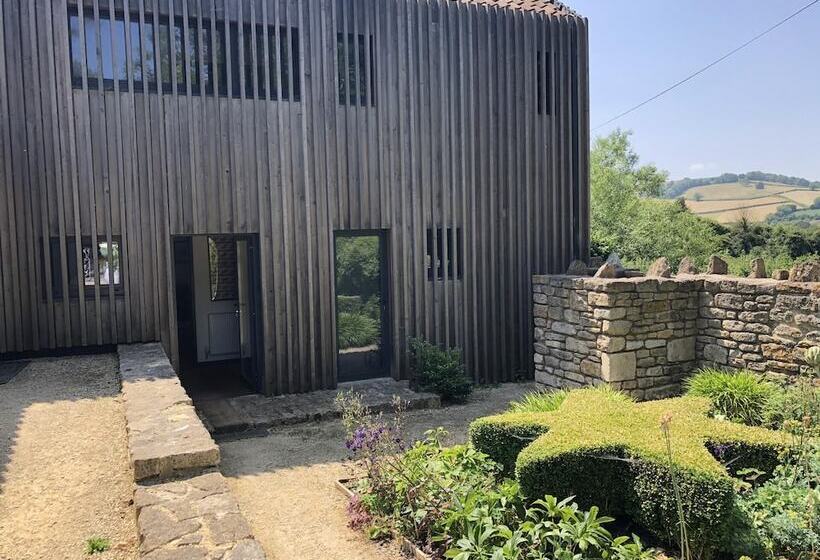 اقامتگاه Award Winning 6 Bed Hot Tub House In Batheaston