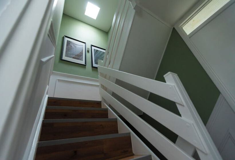اقامتگاه Grace House   15 Minutes To Central London
