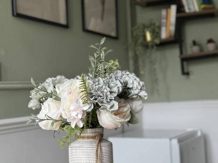 اقامتگاه Grace House   15 Minutes To Central London