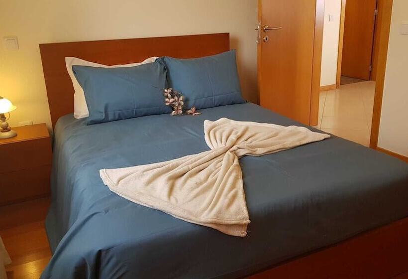 اقامتگاه Remarkable 3 Bed House In Machico