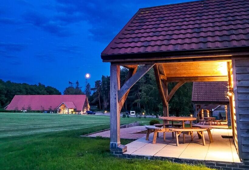 אתר נופש Hay S Wood Retreat