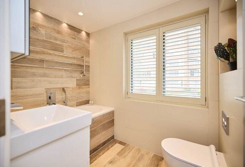 The Regent S Park Scenery   Spacious 3bdr House W/ Garden And Study Room