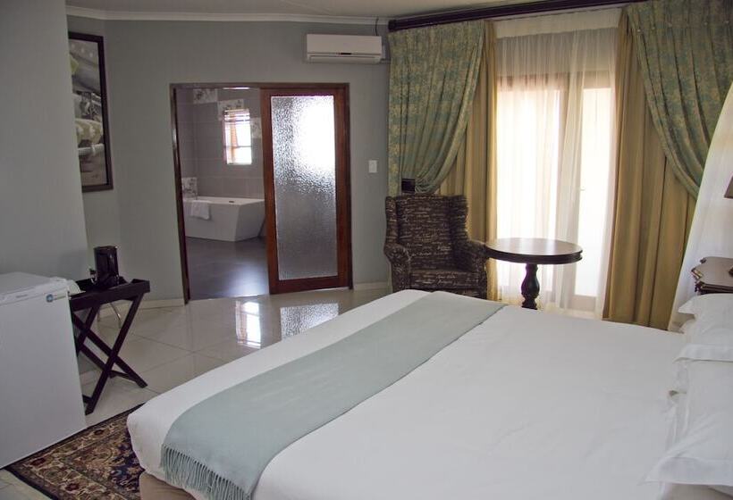 Dakarai B&b