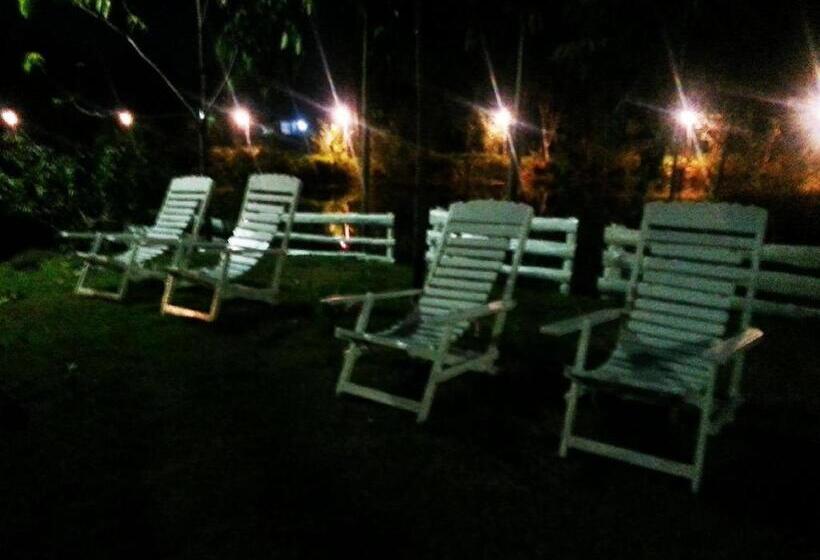هتل Banrai Chernma Resort