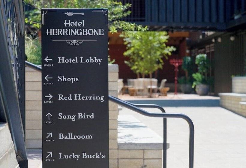 هتل Herringbone