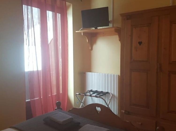 호텔 Hôtel Les Cimes