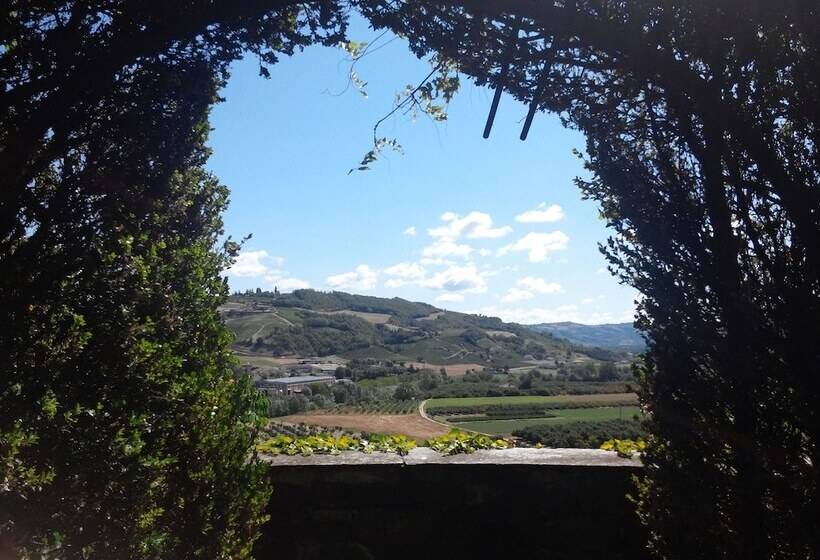 فندق Il Castello Di Bubbio