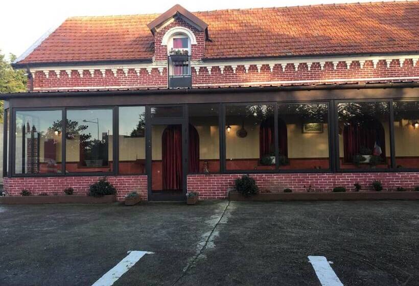 ホテル Le Chef Des Champs