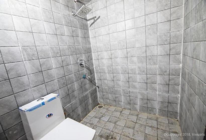 호텔 Master Farms Resort, Zirakpur