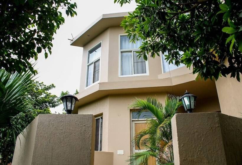 ホテル Master Farms Resort, Zirakpur