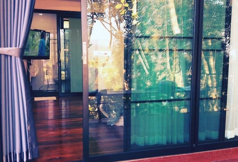 酒店 Nala View Resort At Pua