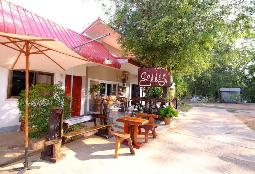 בית מלון כפרי Prompong Resort Mukdahan