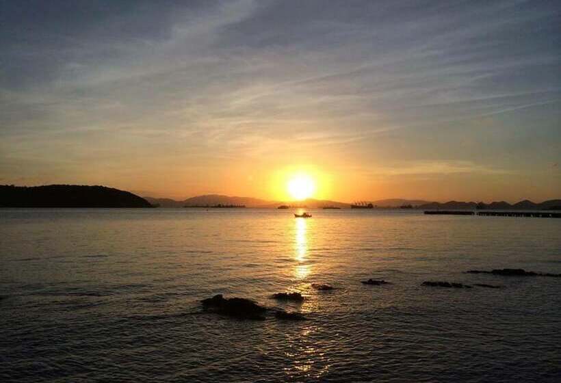 فندق Tam Pang Beach Resort