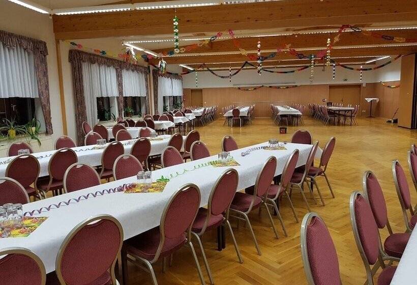 فندق Zur Hoffnung