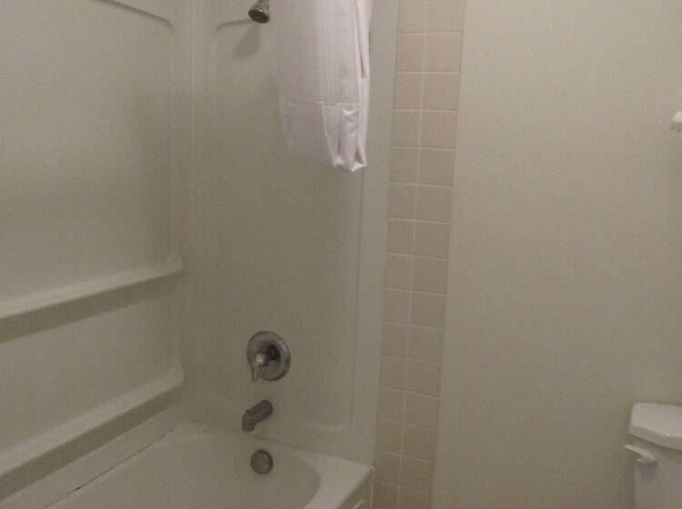 مُتل Pullman Garden Inn