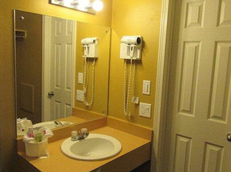 مُتل Pullman Garden Inn