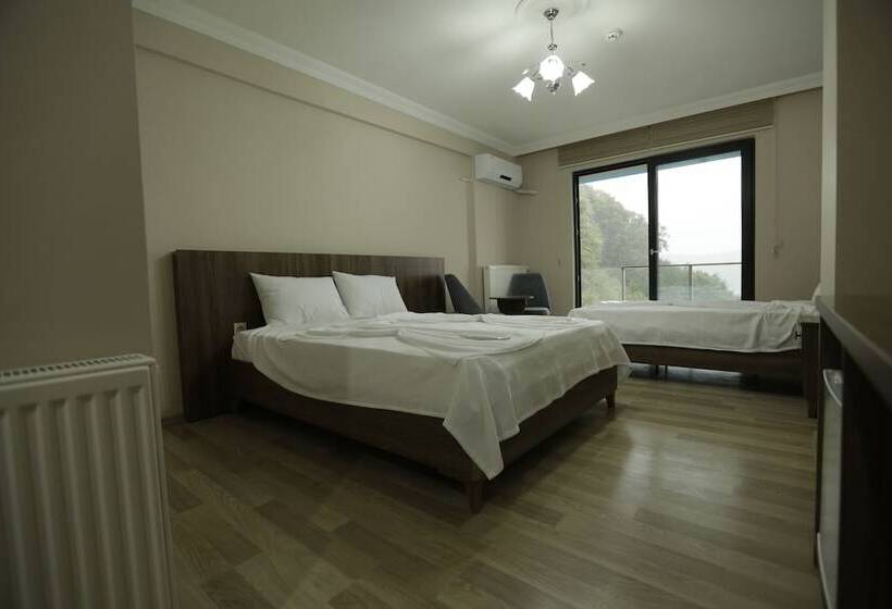 Ozgur Otel