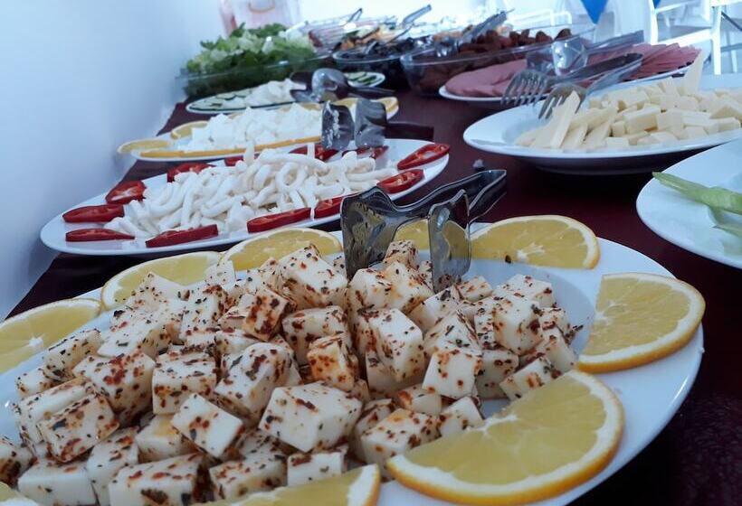 Ozgur Otel