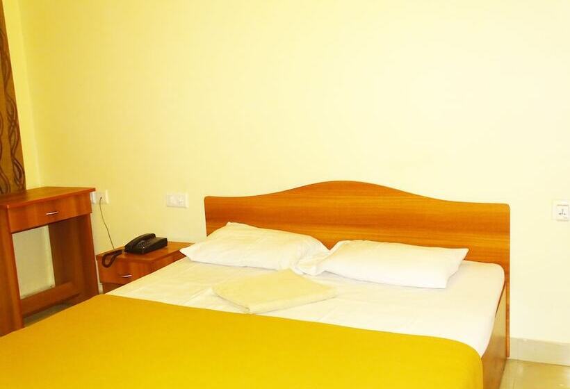 펜션 Gomes Pousada Guest House