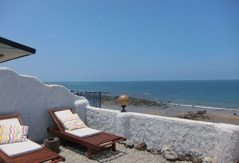 پانسیون Halfway B&b