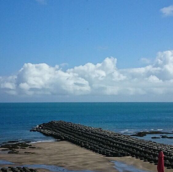 پانسیون Halfway B&b