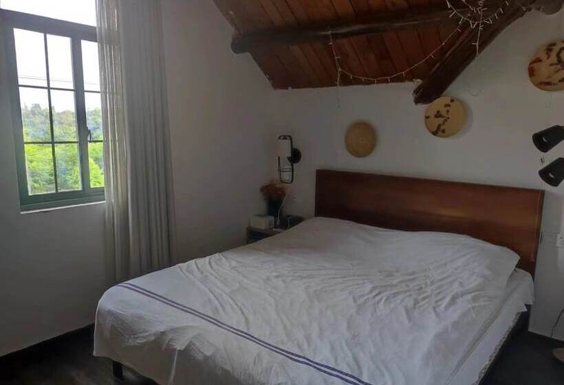 پانسیون Shanghai Hua Xi Shui Xie Guesthouse