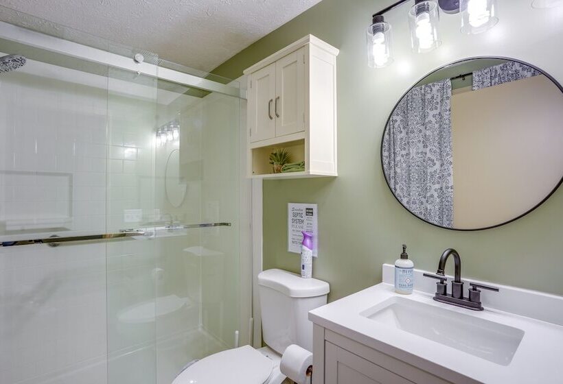 Serene Roseland Retreat Near Wintergreen Resort!