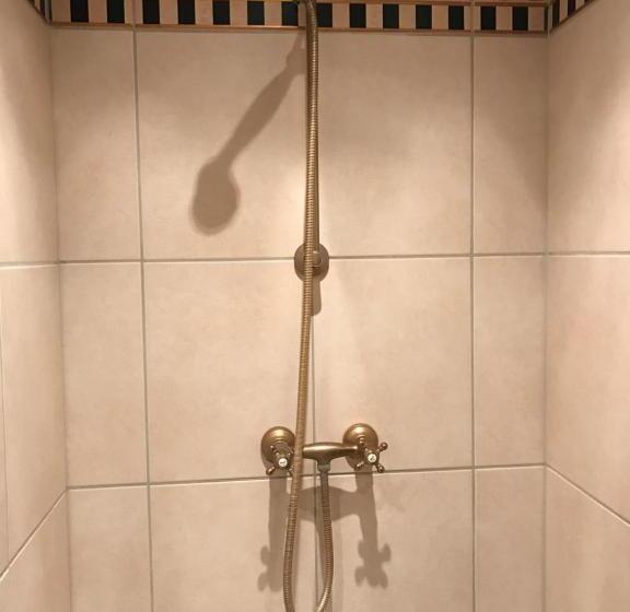 بنسيون Rundvejen Guest House