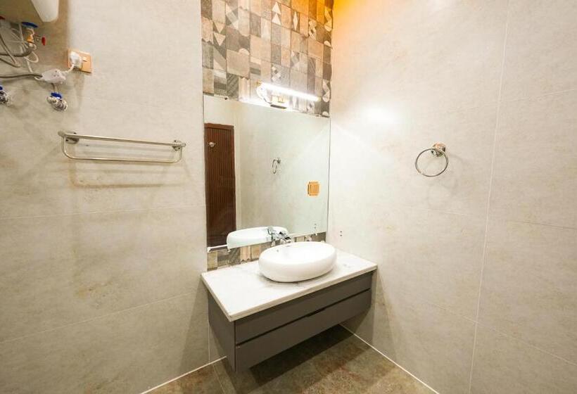 Pavilion Suites Premium Aparthotel In Bahria Town