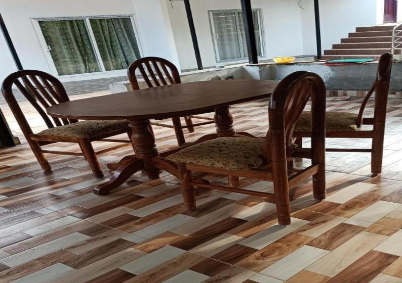 هتل Greenwoods Farm House