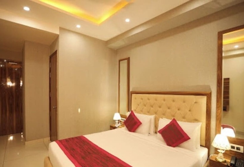 هتل The Orion Premium Suites