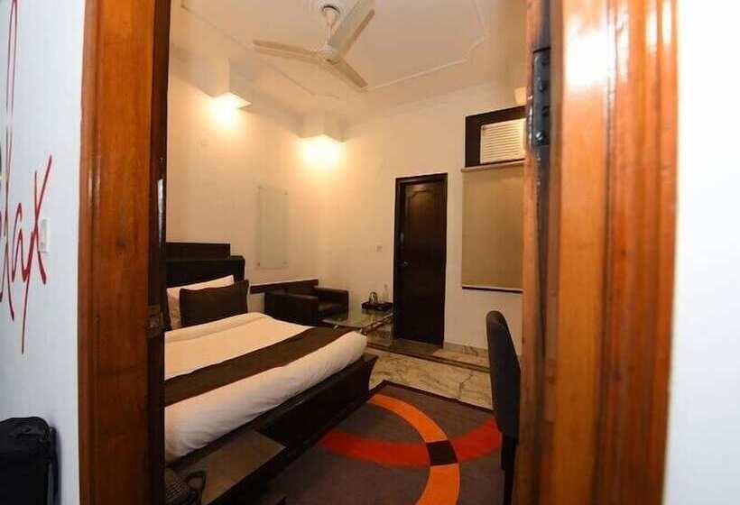 هتل The Orion Premium Suites