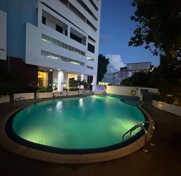 Patong Tower Apartments By Pm