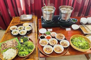 Phương đông Hotel Dn By Bay Luxury