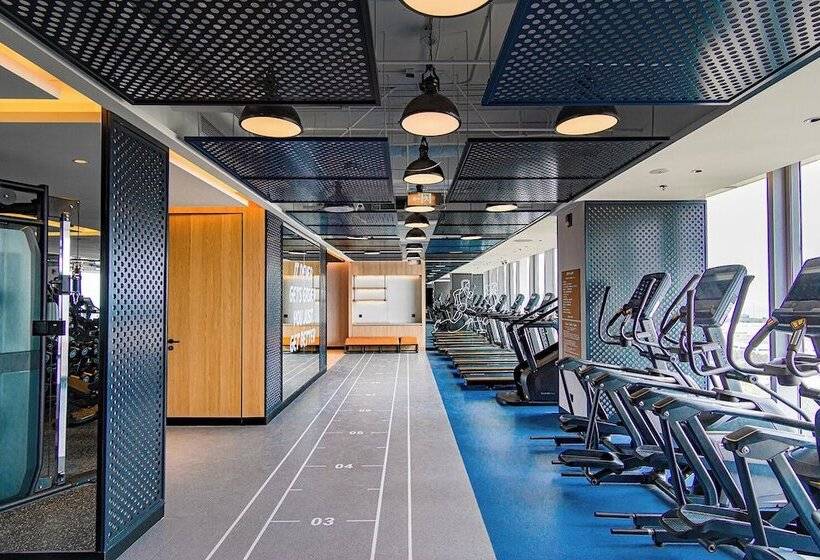 هتل Four Points By Sheraton Yantai