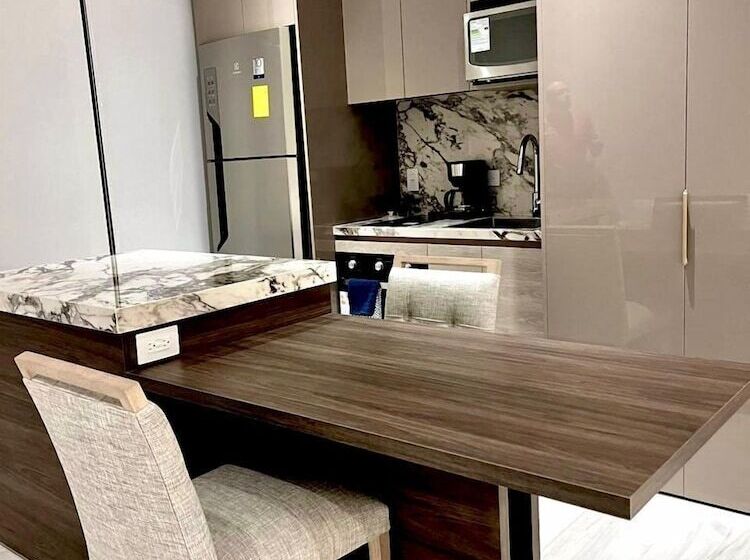 Le Parc Residences   Luxury Suites