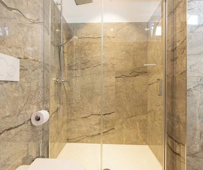تختخواب و صبحانه Daca Luxury Rooms