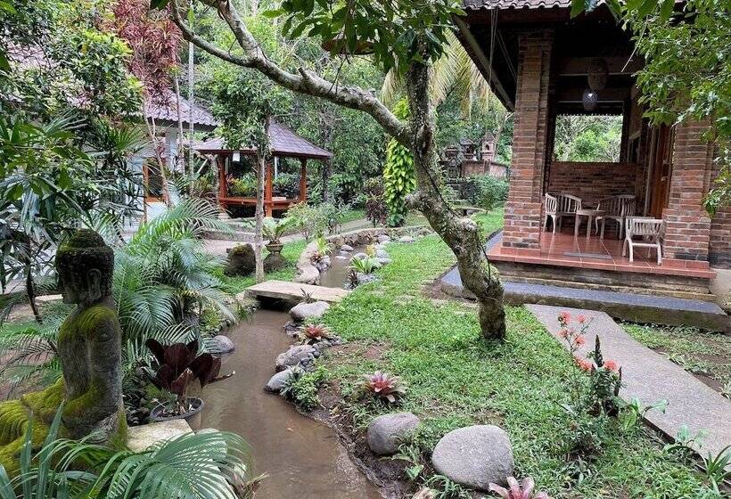 Mayong Bali Villa And Hostel