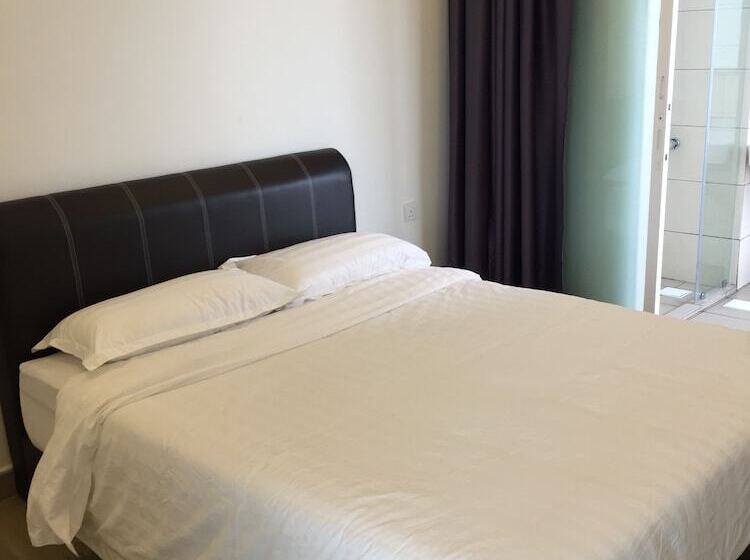 هتل The Octagon Premium Suite   Ipoh