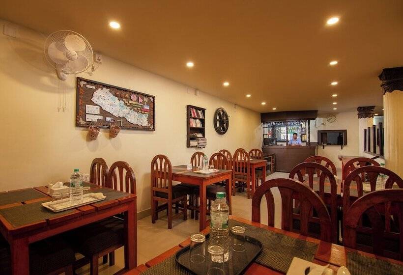 هتل Nomad Inn