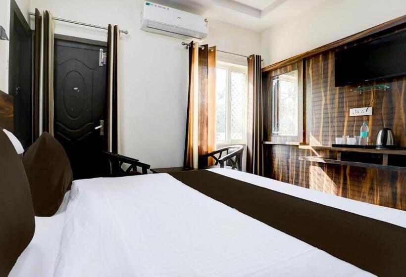 Oyo Hotel Rudraksh
